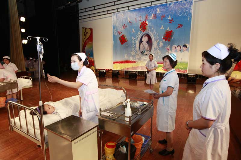512国际护士节护理专业学生职业技能展示
